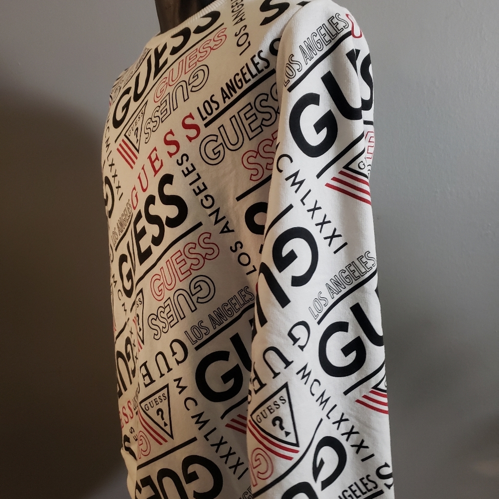 🛑SOLD🛑Guess Stan Logo Sweater - Picture 3 of 6